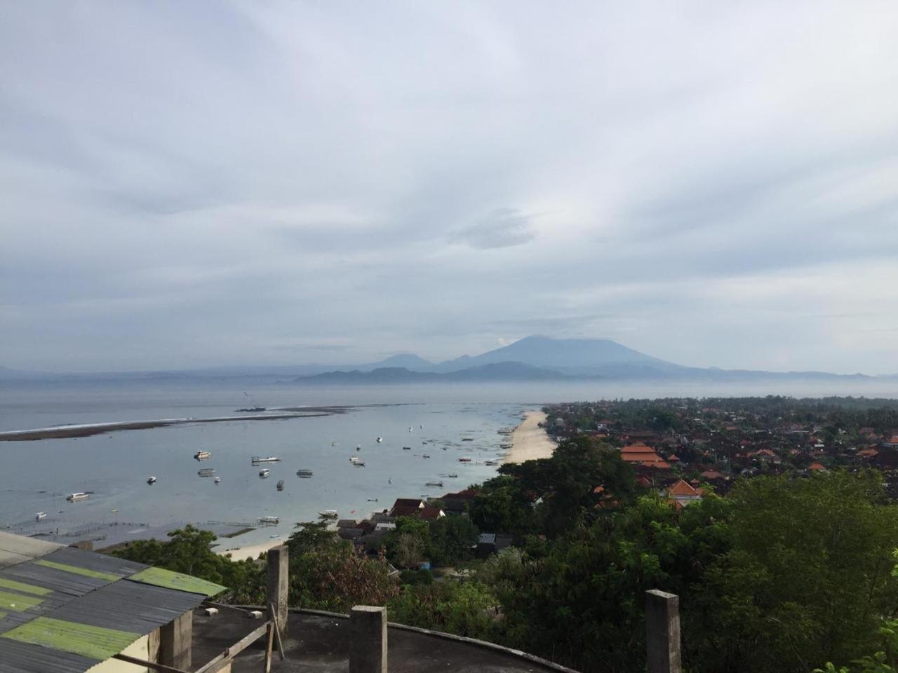 Maha Di Nusa Lembongan Exterior photo