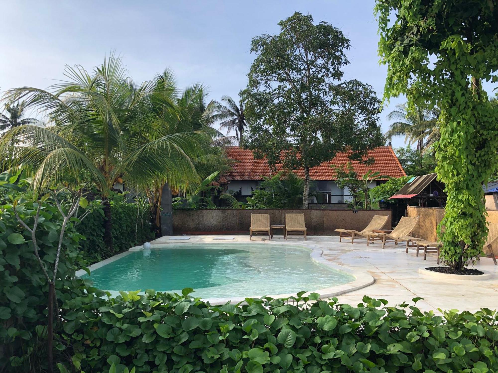 Maha Di Nusa Lembongan Exterior photo